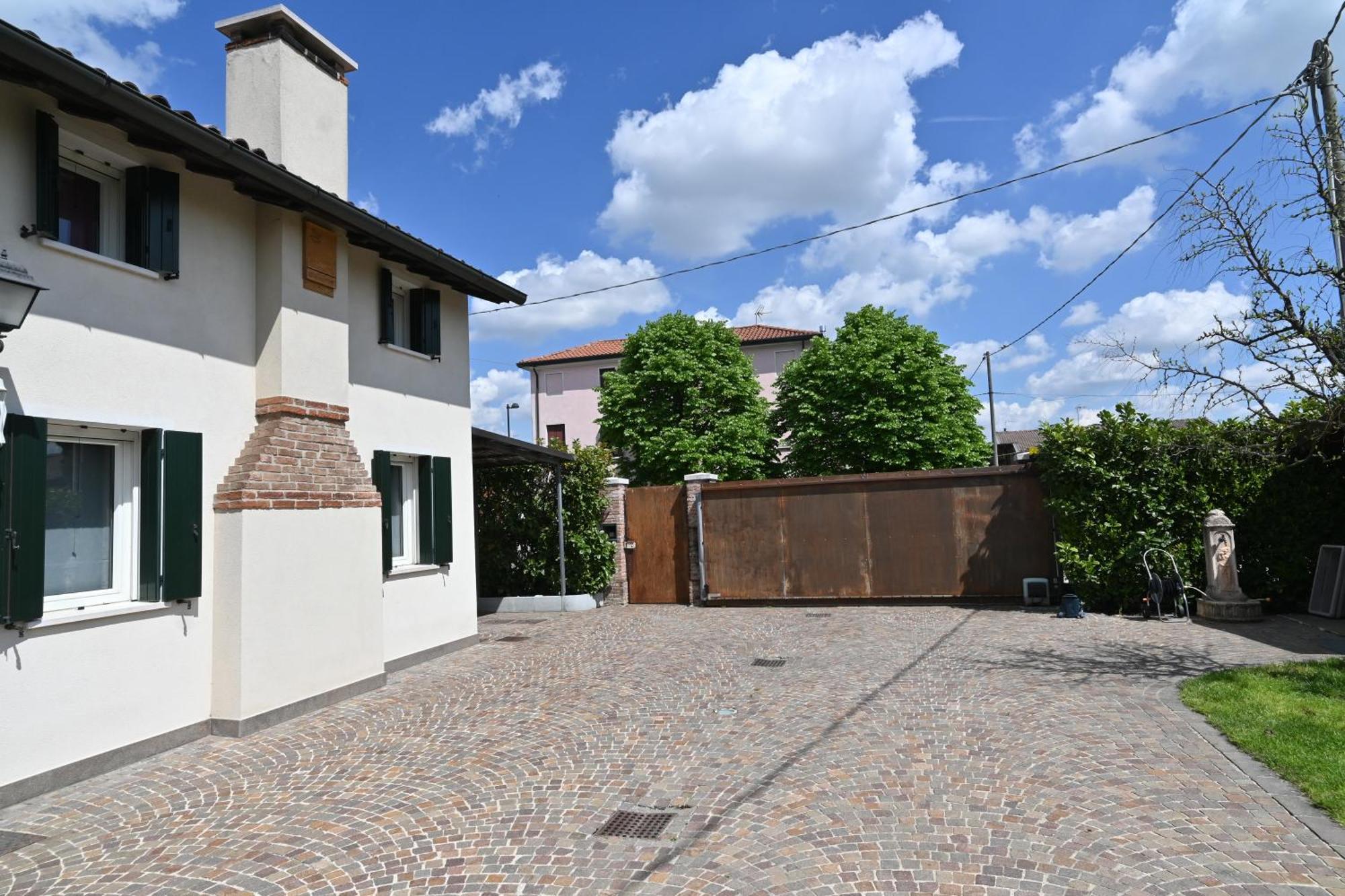 Ca Centosa Artistic House Villa Storica Ristrutturata Con Patio E Giardino Cittadella Extérieur photo