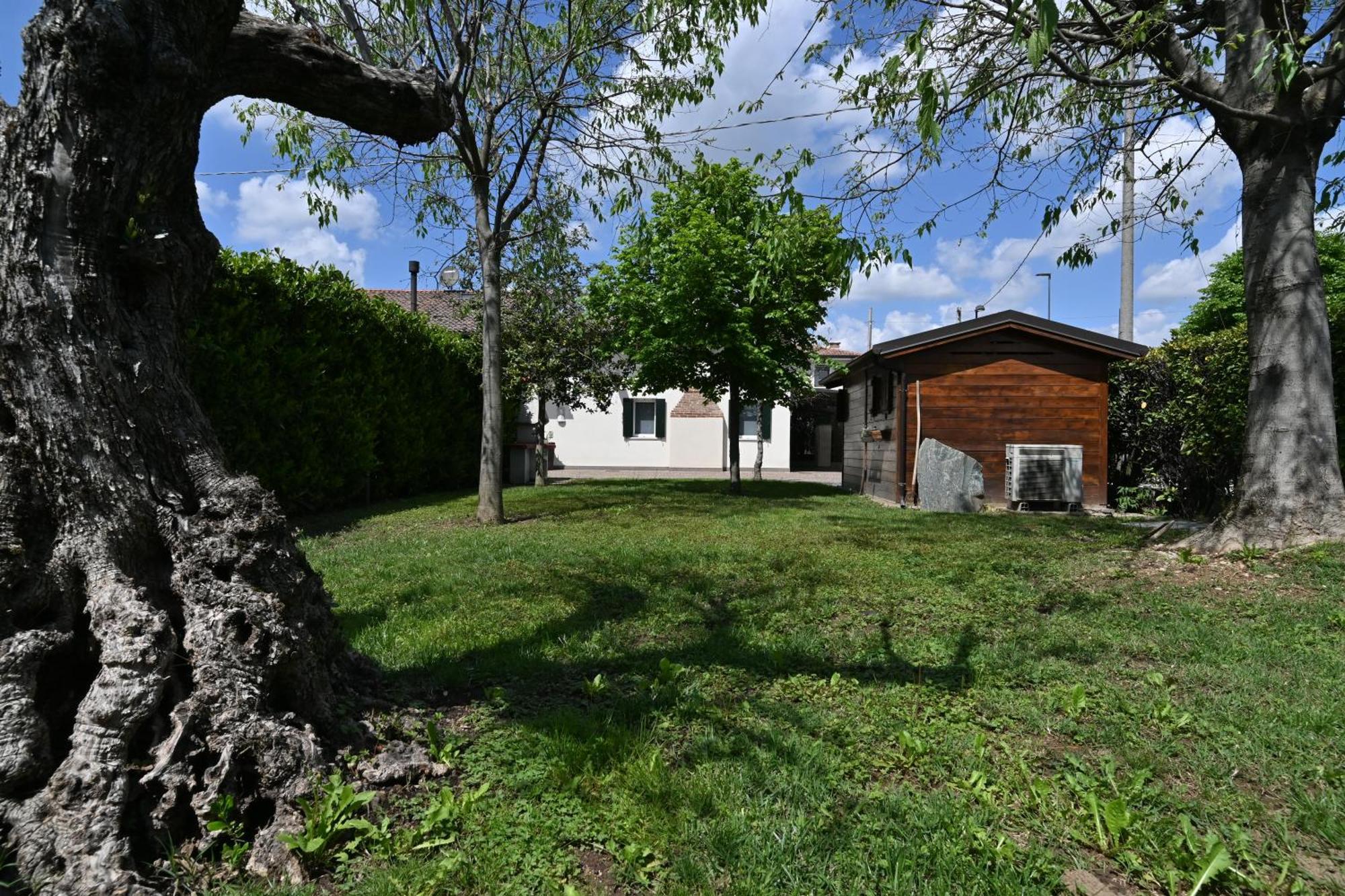 Ca Centosa Artistic House Villa Storica Ristrutturata Con Patio E Giardino Cittadella Extérieur photo