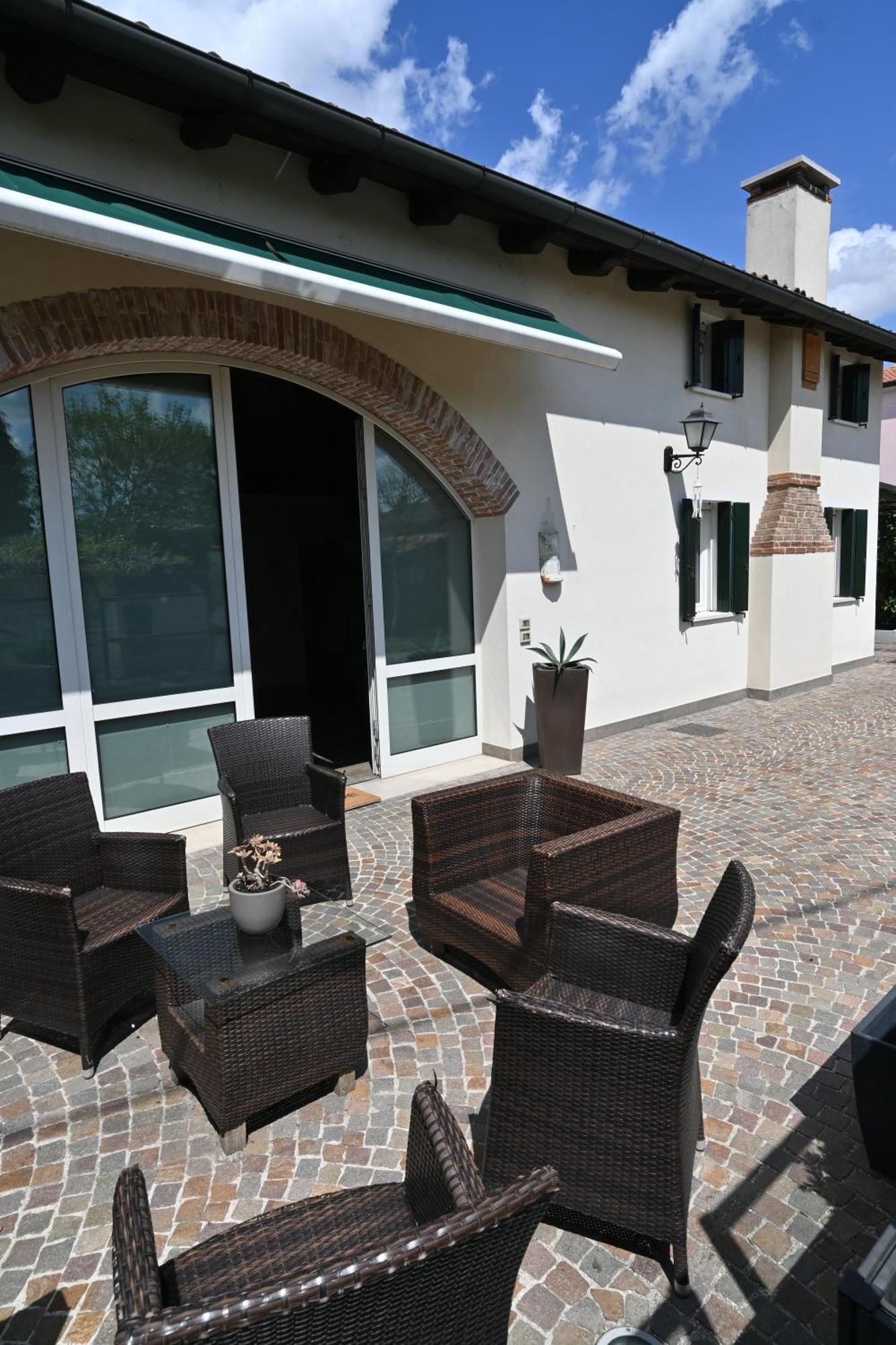 Ca Centosa Artistic House Villa Storica Ristrutturata Con Patio E Giardino Cittadella Extérieur photo